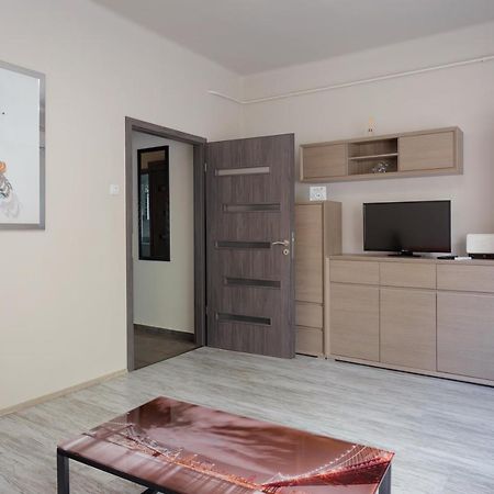 דירות אגר Nimrod Apartman מראה חיצוני תמונה